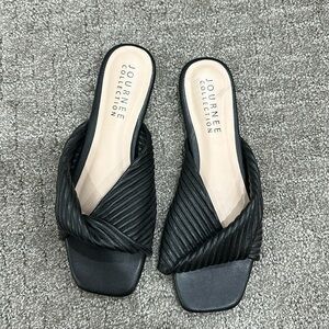 Black sandals